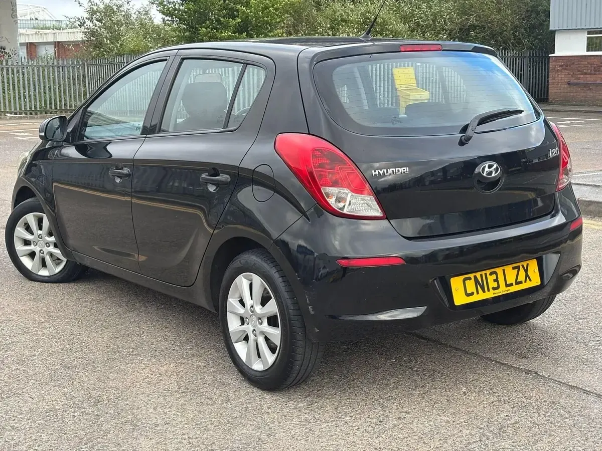 Used Hyundai i20 Active 2013 Black Hatchback