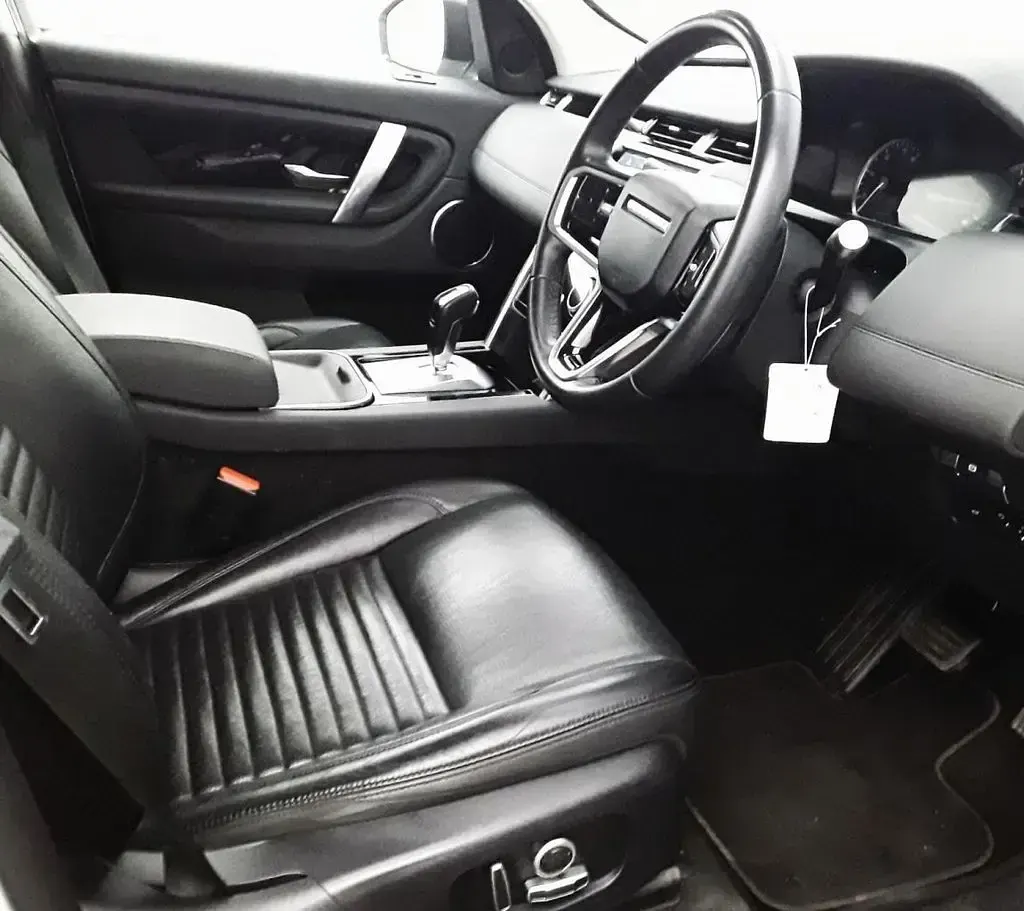 Used Land Rover Discovery Sport S 163 HP (119 kW) 2021 White SUV