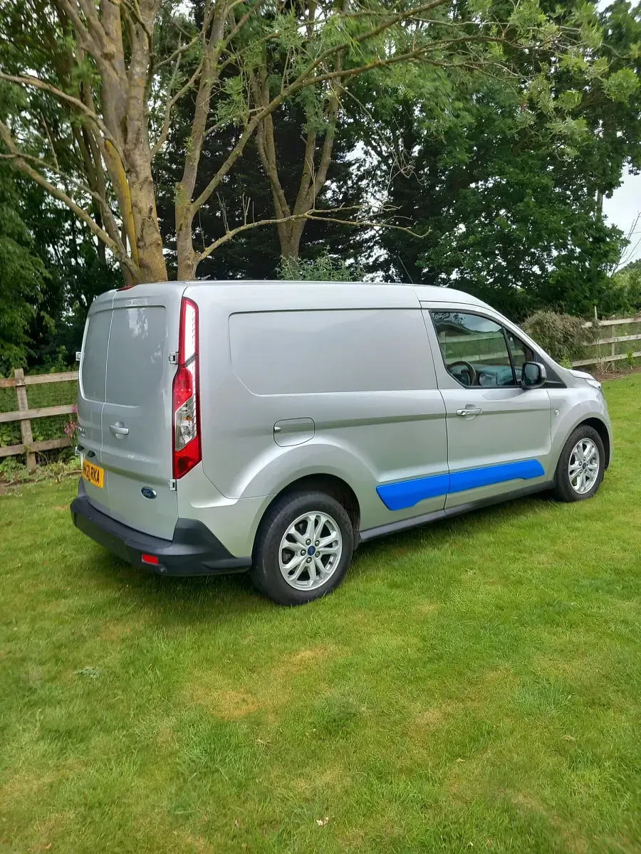 Used Ford Transit Connect Limited 120 HP (88 kW) 2021 Silver MPV
