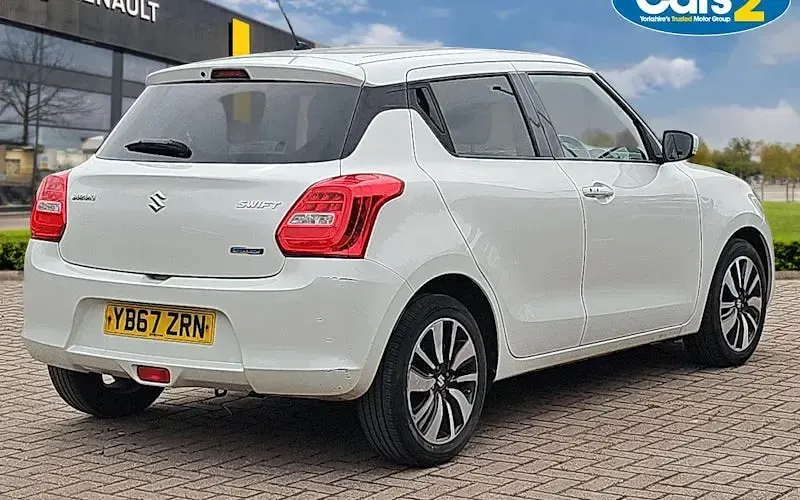 Used Suzuki Swift SZ5 111 HP (81 kW) 2018 White Hatchback