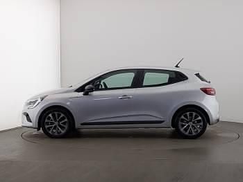Used Renault Clio V Evolution 145 HP (106 kW) 2023 Silver Hatchback