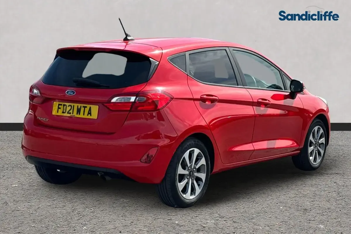 Used Ford Fiesta Trend 75 HP (55 kW) 2021 Red Hatchback