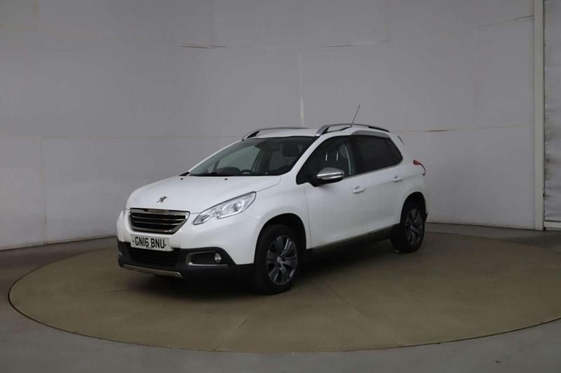 White Used 2016 Peugeot 2008 Allure SUV | £4,250 (Good price) - Image 1/4