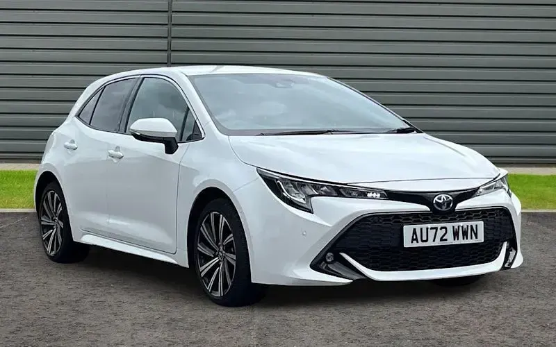 Used Toyota Corolla Design 122 HP (89 kW) 2022 Hatchback