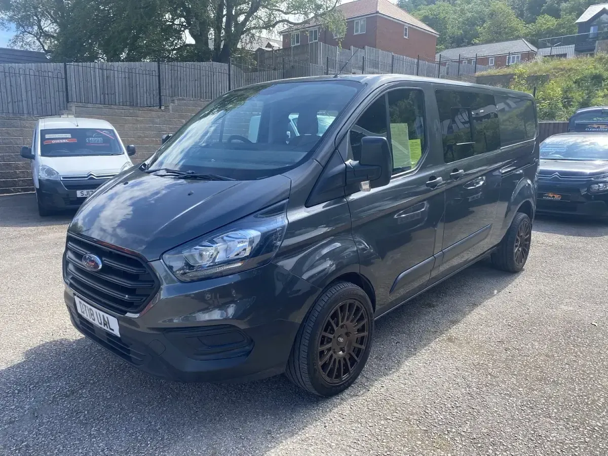 Used Ford Transit Custom 105 HP (77 kW) 2018 Grey Van