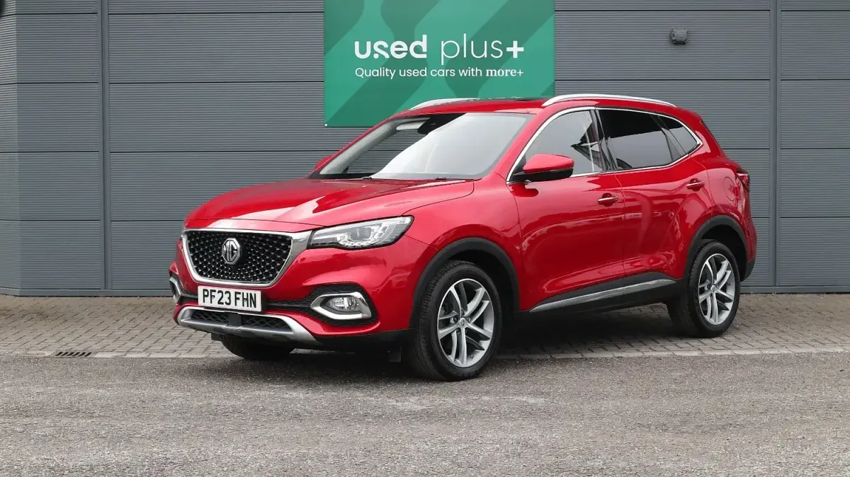 Used MG HS Exclusive 162 HP (119 kW) 2023 Red SUV