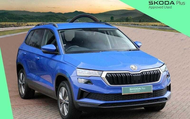 Used 2025 Skoda Karoq SE Drive SUV | £20,823 (Super price) - Image 1/4