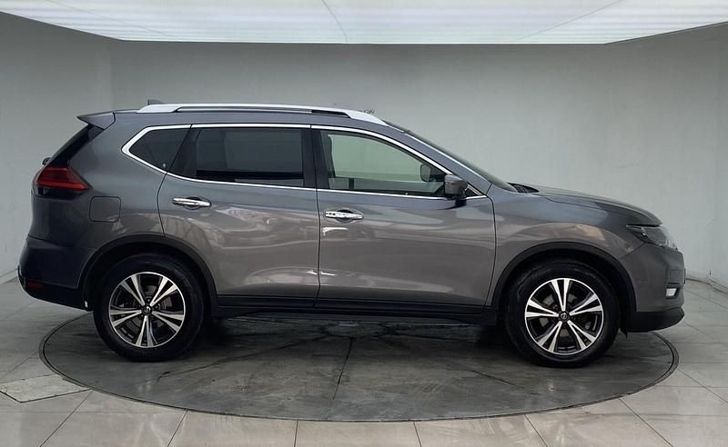 Used Nissan X-Trail N-Connecta 163 HP (119 kW) 2017 Grey SUV