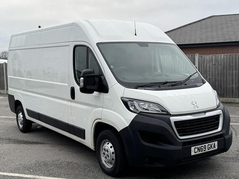 Used Peugeot Boxer S 2019 White Van