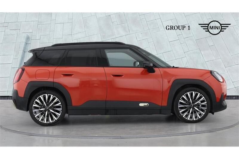 Used Mini Aceman Exclusive 135 kW (184 HP) 2025 Rebel red SUV