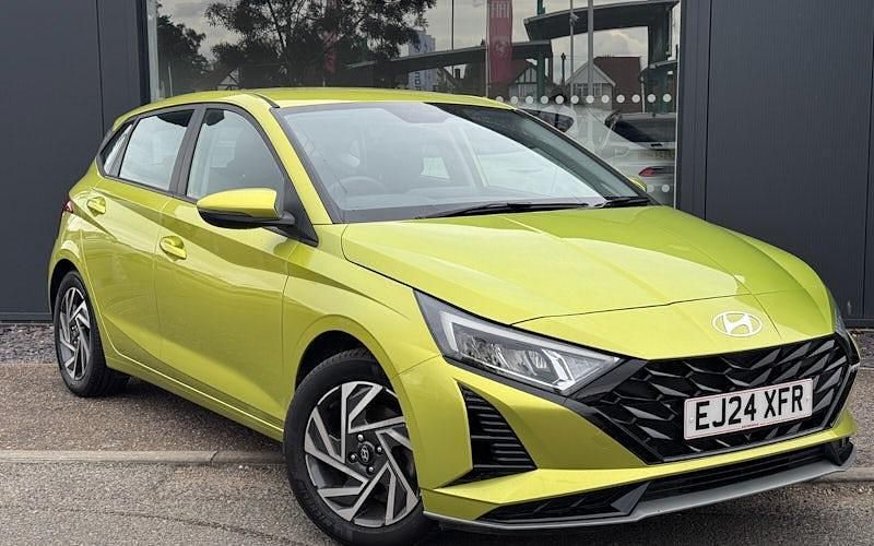 Used Hyundai i20 Advanced 101 HP (74 kW) 2024 Lucid lime Hatchback