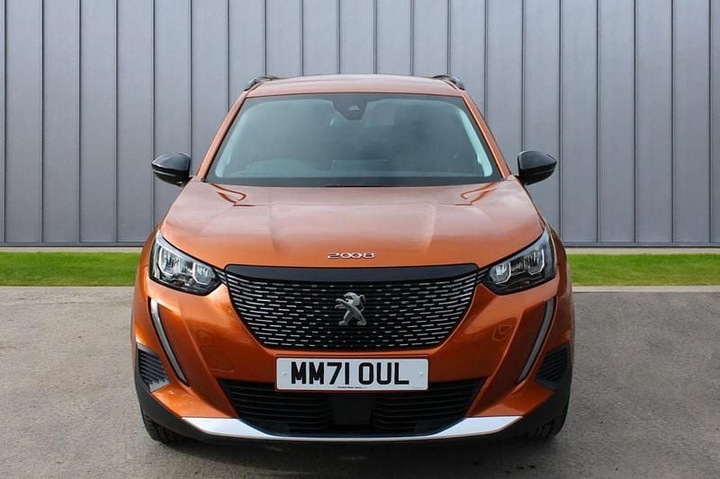 Used Peugeot 2008 Allure Premium 100 HP (73 kW) 2022 Orange SUV