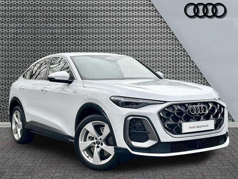 New Audi Q5 S-Line 2026 Glacier white, metallic SUV