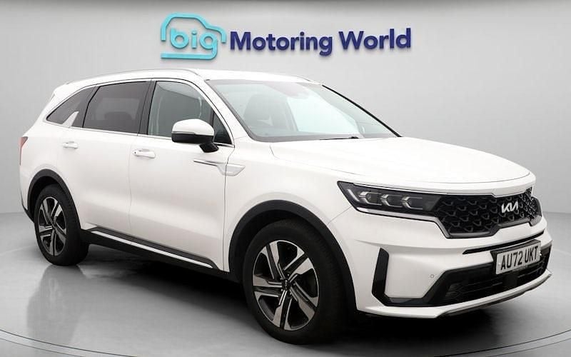 Used 2023 Kia Sorento SUV | £23,100 (Super price) - Image 1/4