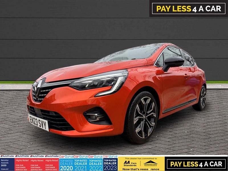 Used Renault Clio V Techno 2023 Orange Hatchback