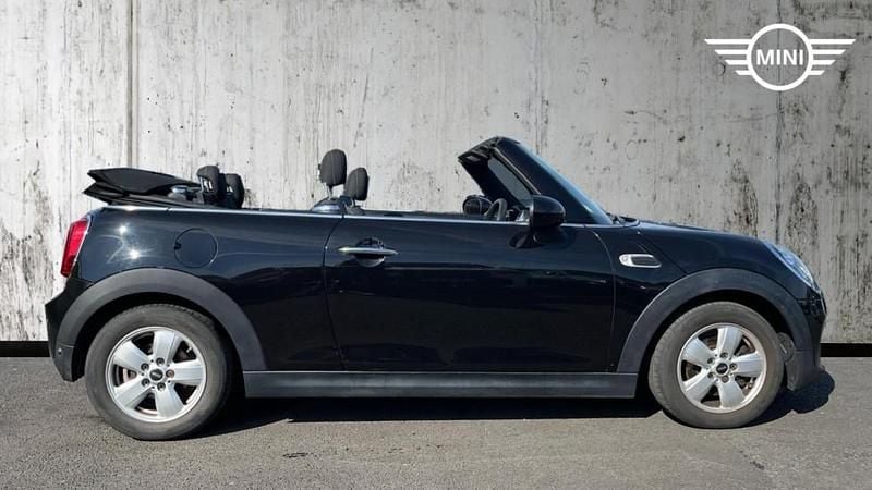 Used Mini Cooper Classic 136 HP (100 kW) 2019 Black Hatchback