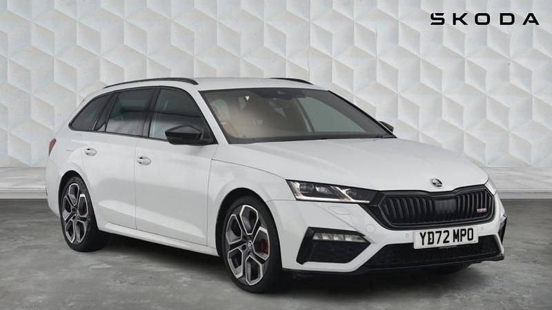 Moon white metallic Used 2022 Skoda Octavia vRS Estate | £27,250 (Expensive) - Image 1/4