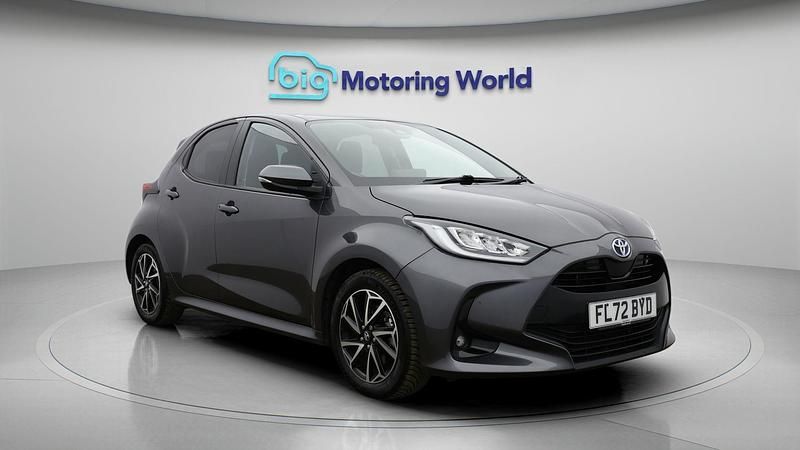 Used Toyota Yaris Hybrid Design 114 HP (83 kW) 2022