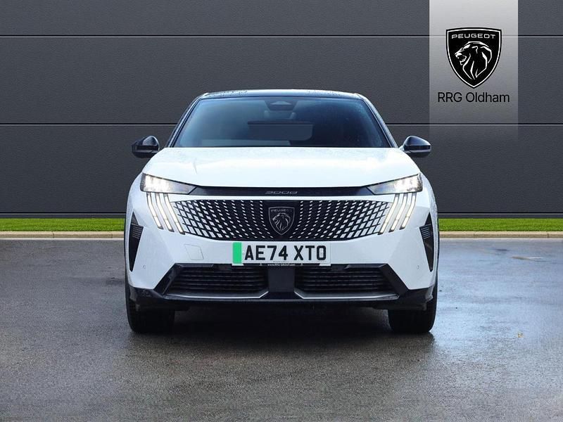 Used Peugeot e-3008 GT 152 kW (207 HP) 2024 White SUV