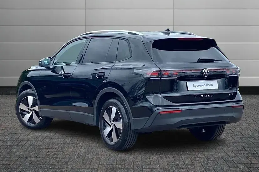 Used VW Tiguan Match 150 HP (110 kW) 2025 Grenadilla black SUV
