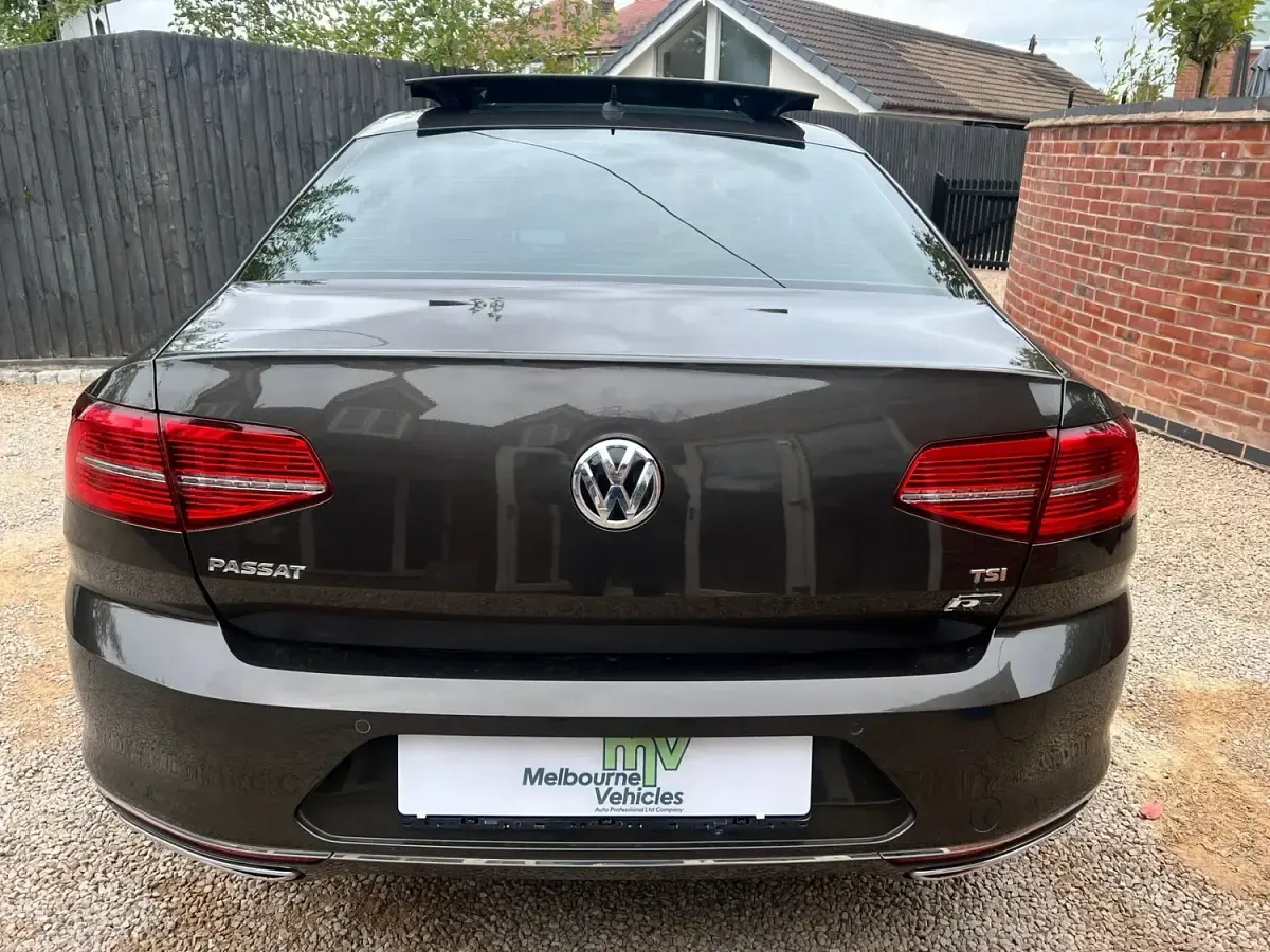 Used VW Passat R-line 2016 Brown Sedan