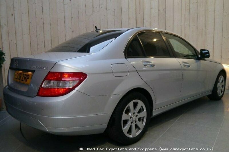 Used Mercedes C180 156 HP (114 kW) 2008 Sedan