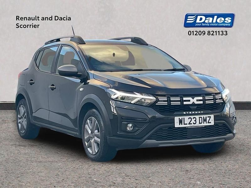 Metallic pearl black Used 2023 Dacia Sandero Expression Hatchback | £14,250 (Expensive) - Image 1/3