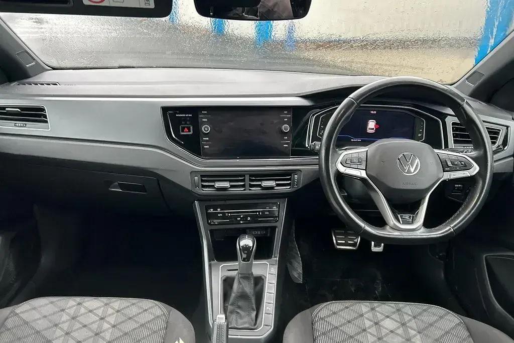 Used VW Polo R-line 95 HP (69 kW) 2023 Grey Hatchback