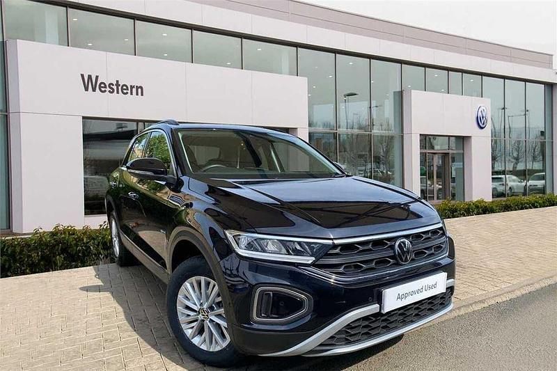 Black Used 2024 VW T-Roc Life SUV | £21,898 (Fair price) - Image 1/4
