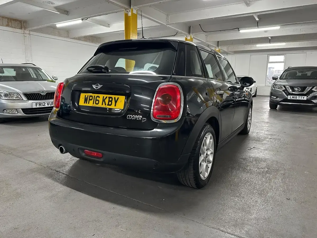 Used Mini Cooper D Hatch 2016 Black Hatchback