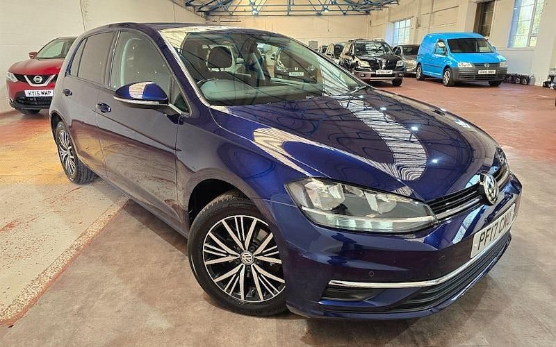 Used 2018 VW Golf VII SE Hatchback | £8,800 (Good price) - Image 1/4