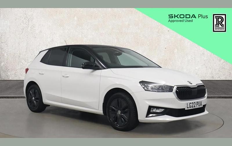 White Used 2022 Skoda Fabia Colour Edition Hatchback | £12,865 (Fair price) - Image 1/4