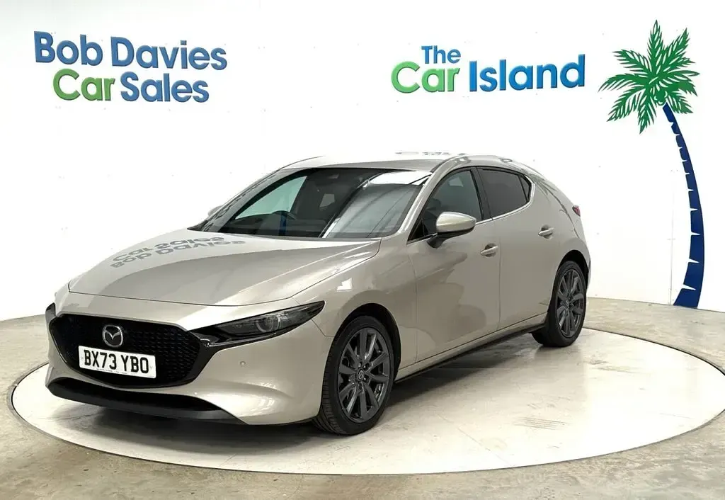 Used Mazda 3 Inclusive 122 HP (89 kW) 2022 Silver Hatchback