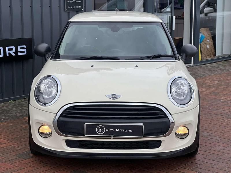 Used Mini One D Hatch 2016 White Hatchback