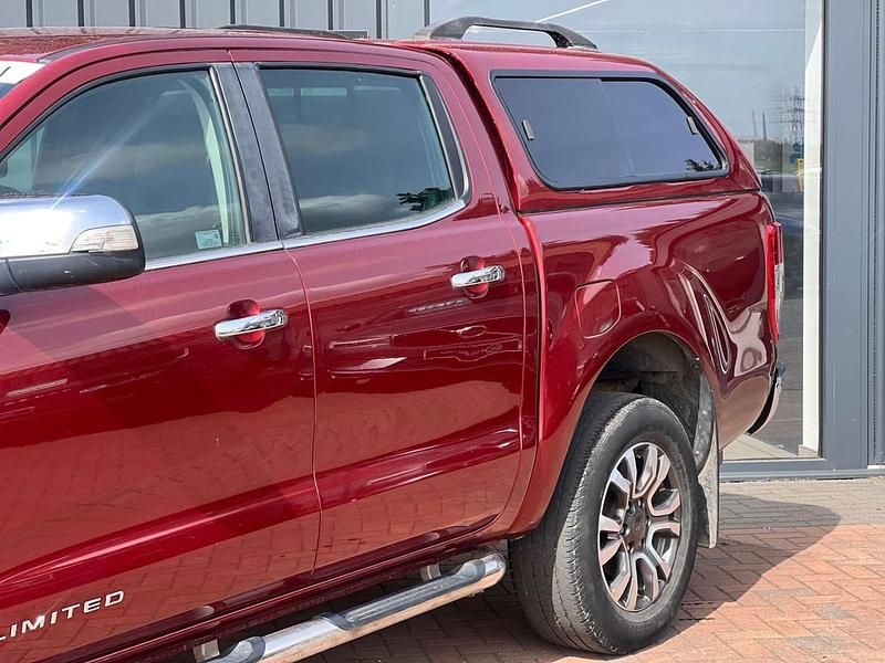 Used Ford Ranger Limited 200 HP (147 kW) 2015 Red Pickup