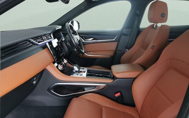 Used Jaguar F-Pace R-Dynamic 404 HP (297 kW) 2022 Black SUV