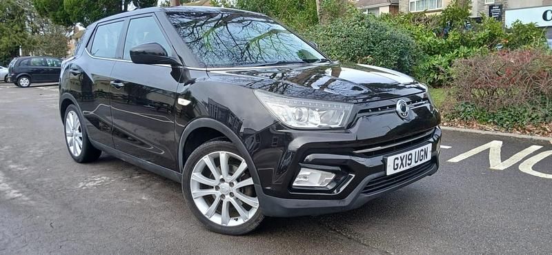 Used Ssangyong (KGM) Tivoli 128 HP (94 kW) 2019 Black SUV
