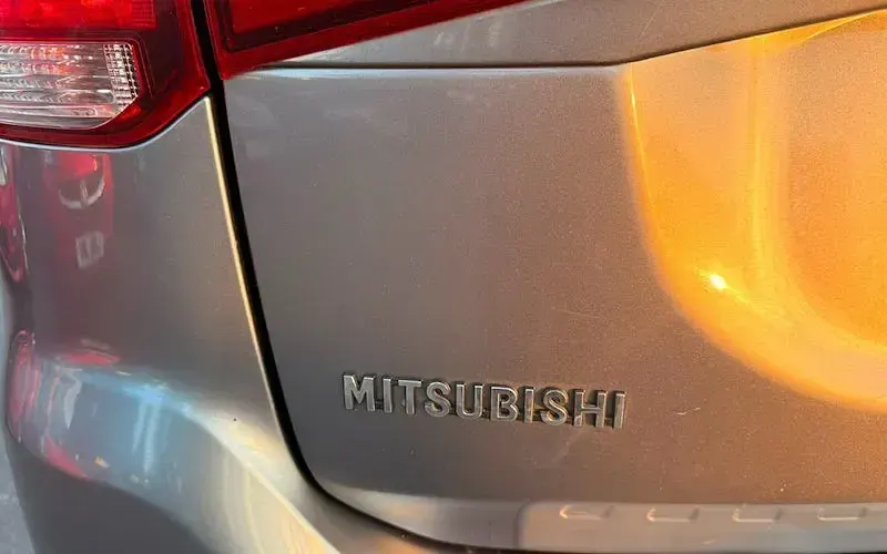 Used Mitsubishi Outlander P-HEV 203 HP (149 kW) 2017 Grey SUV