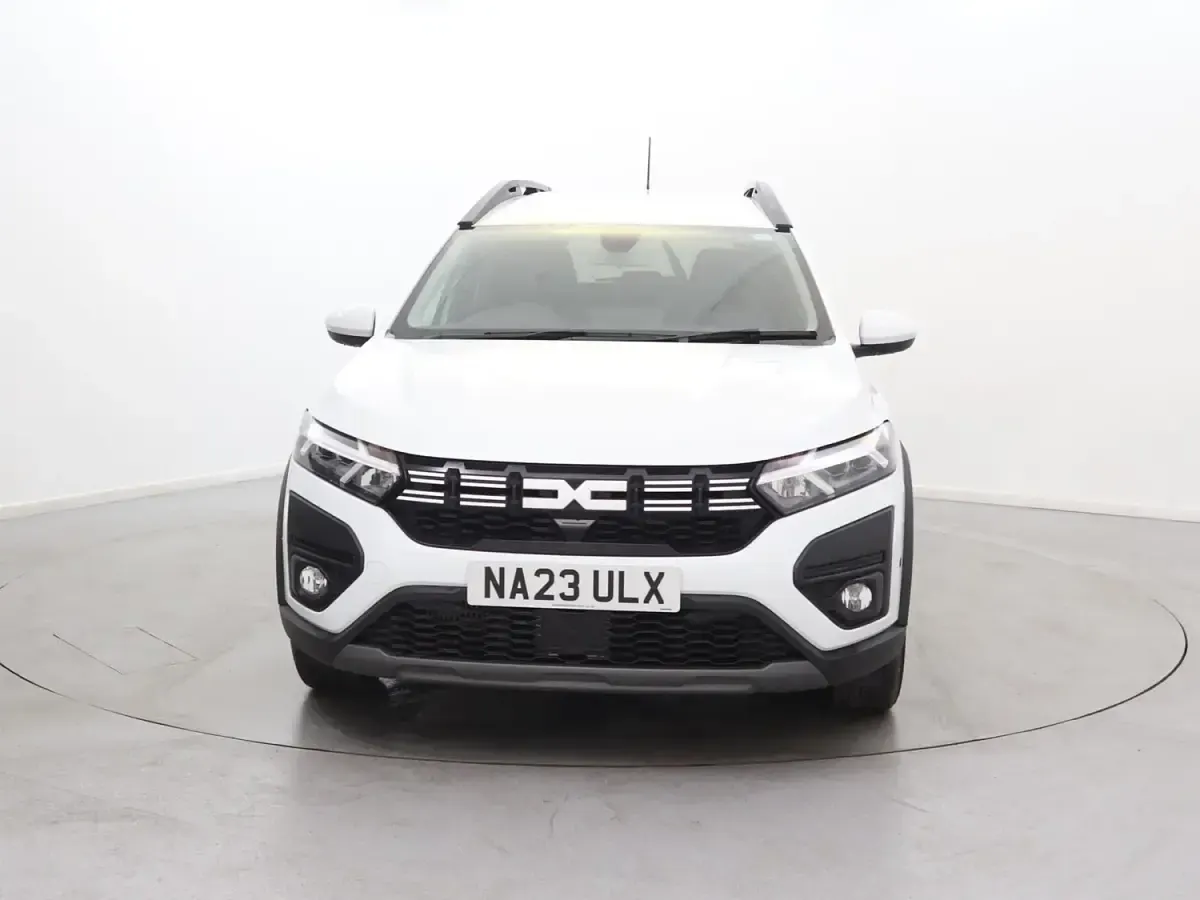 Usado Dacia Jogger Expression 2023 Branco Monovolume
