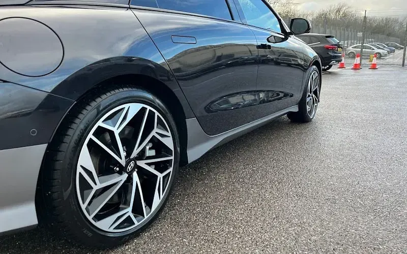 Used Hyundai Ioniq 6 Ultimate 239 kW (325 HP) 2025 Blue Sedan