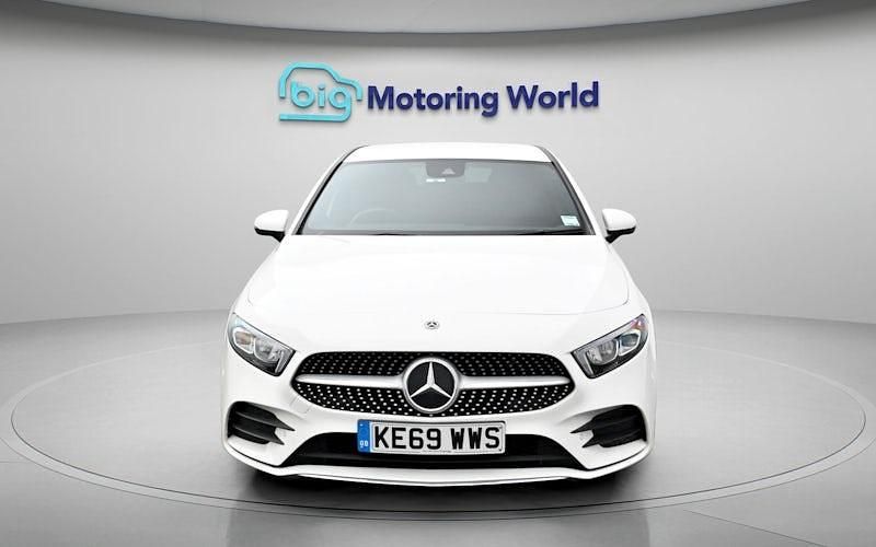 Used Mercedes A200 Executive 163 HP (119 kW) 2020 White Hatchback