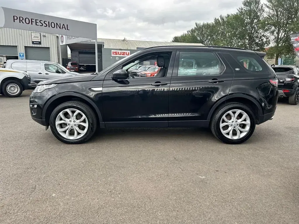Used Land Rover Discovery 4 HSE 180 HP (132 kW) 2016 Black SUV
