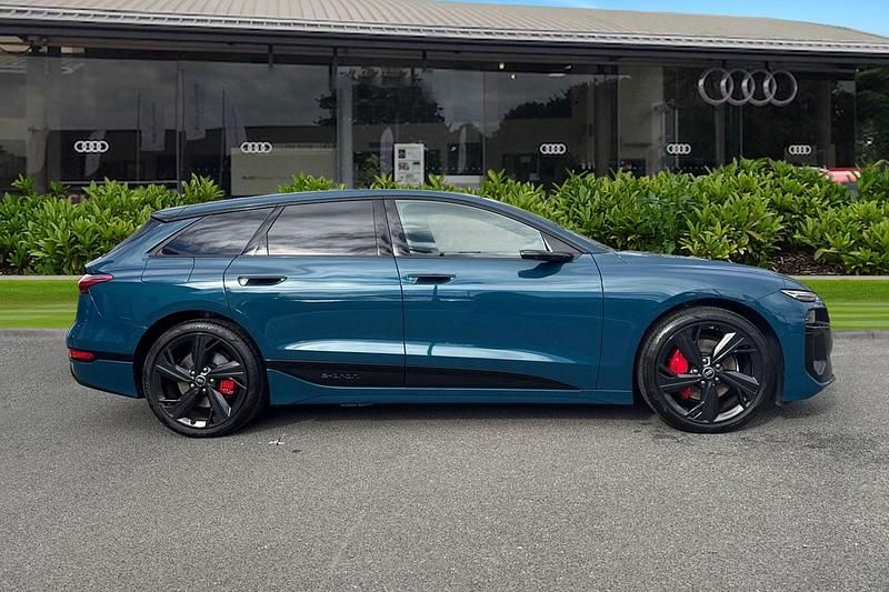 Used Audi A6 e-tron Performance 269 kW (367 HP) 2024 Blue Estate