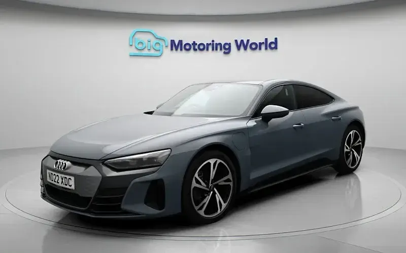 Begagnad Audi e-tron GT quattro 389 kW (530 HK) 2024 Sedan