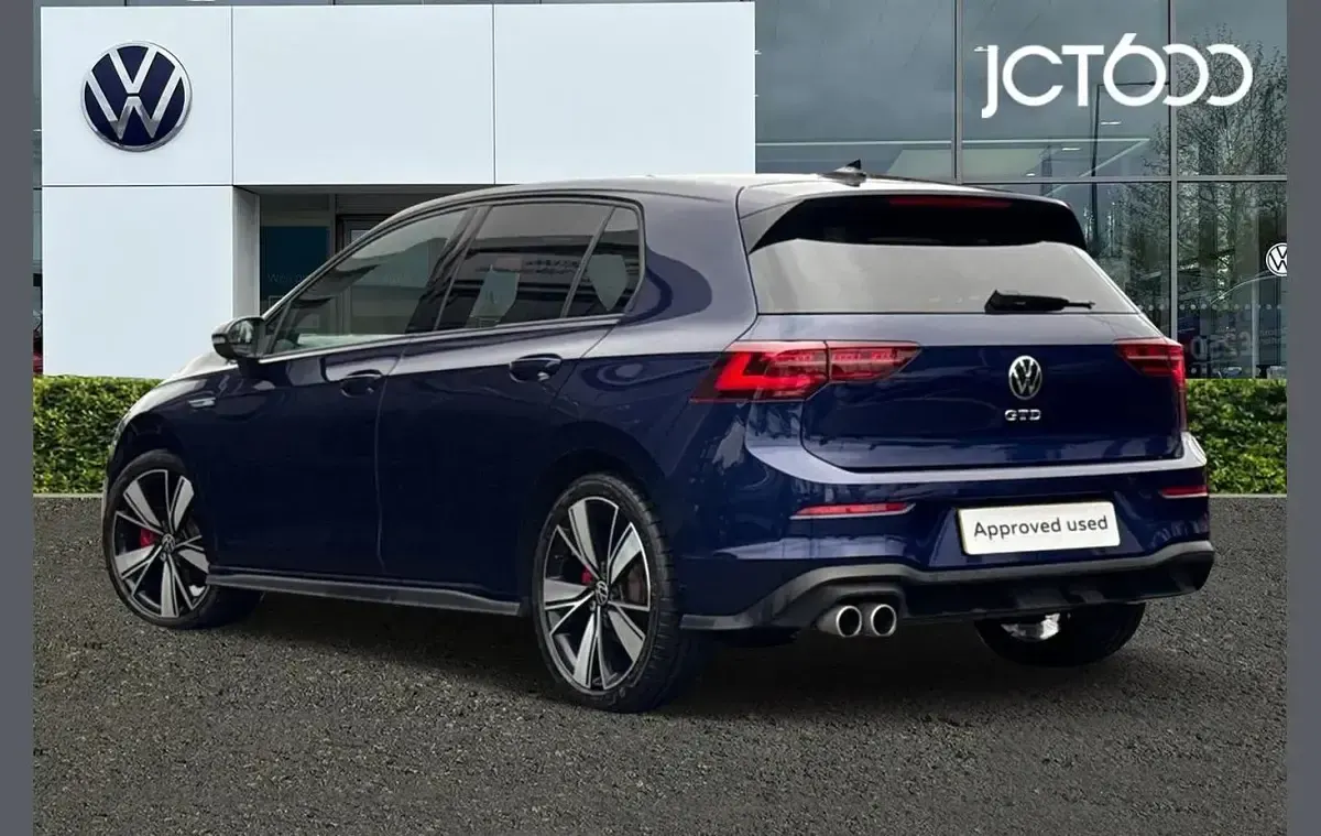 Used VW Golf VIII GTD 196 HP (144 kW) 2023 Blue Hatchback