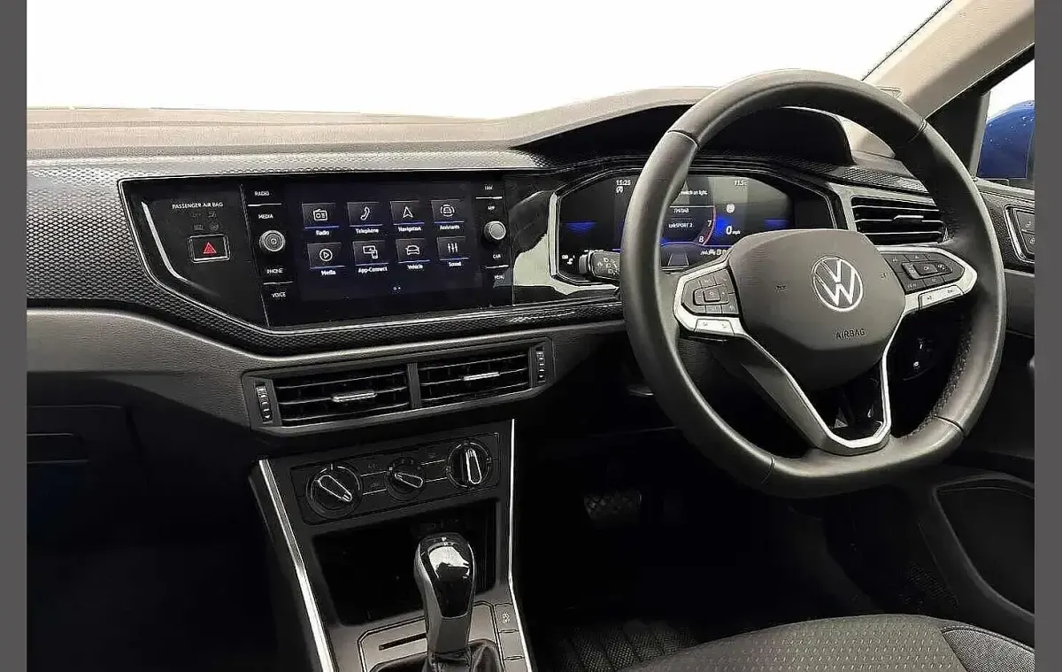 Used VW Polo Match 95 HP (69 kW) 2025 Blue Hatchback
