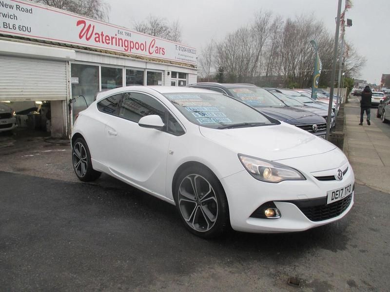 Used Vauxhall Astra GTC Edition 2017 White Hatchback