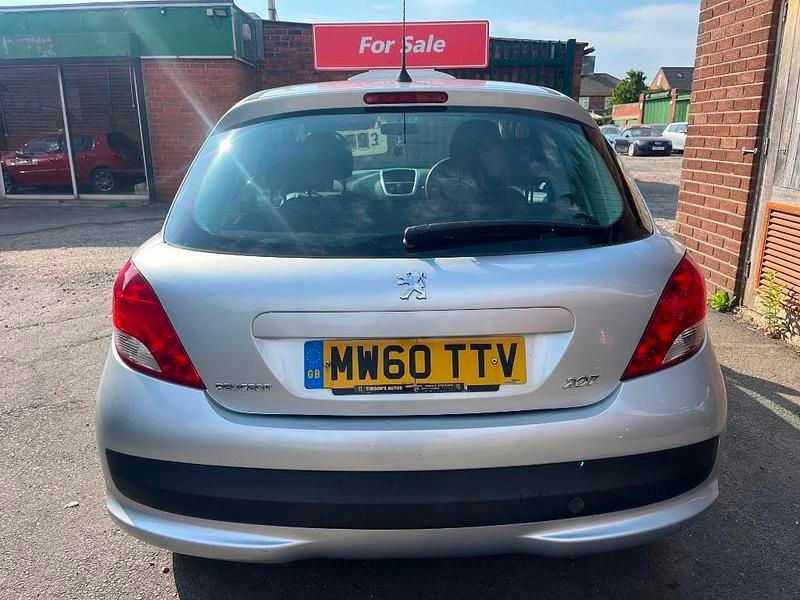 Second-hand Peugeot 207 S 72 CP (52 kW) 2011 Argintiu Hatchback