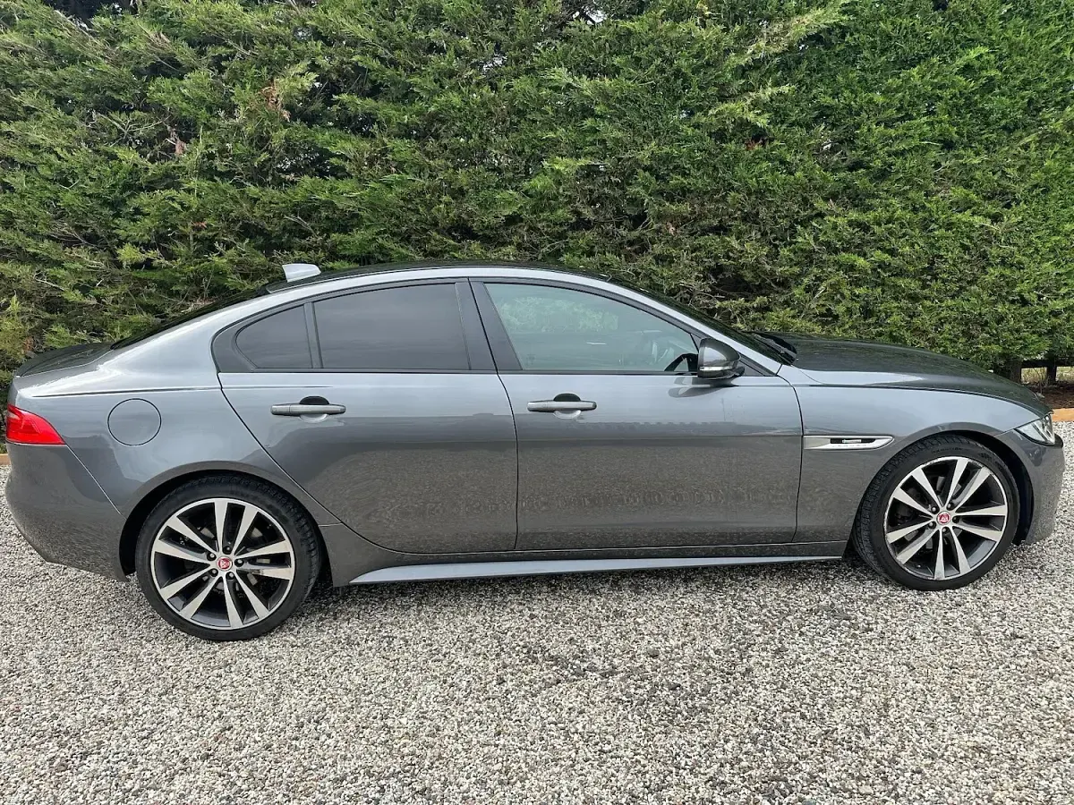 Used Jaguar XE R-Sport 180 HP (132 kW) 2018 Grey Sedan