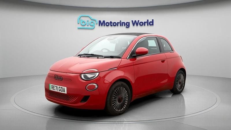 Used Fiat 500e Red 86 kW (118 HP) 2021 Red Cabriolet